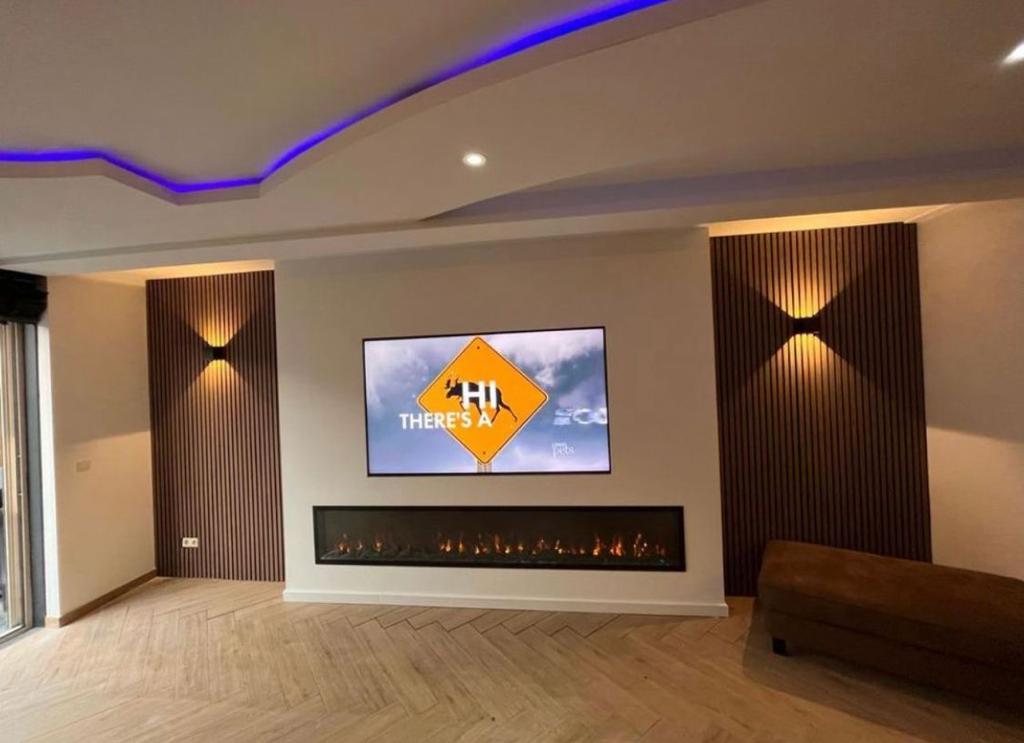 Wandlamp op accu draadloos  - met bewegingssensor - aluminium - 2700K - 10x10cm - zwart